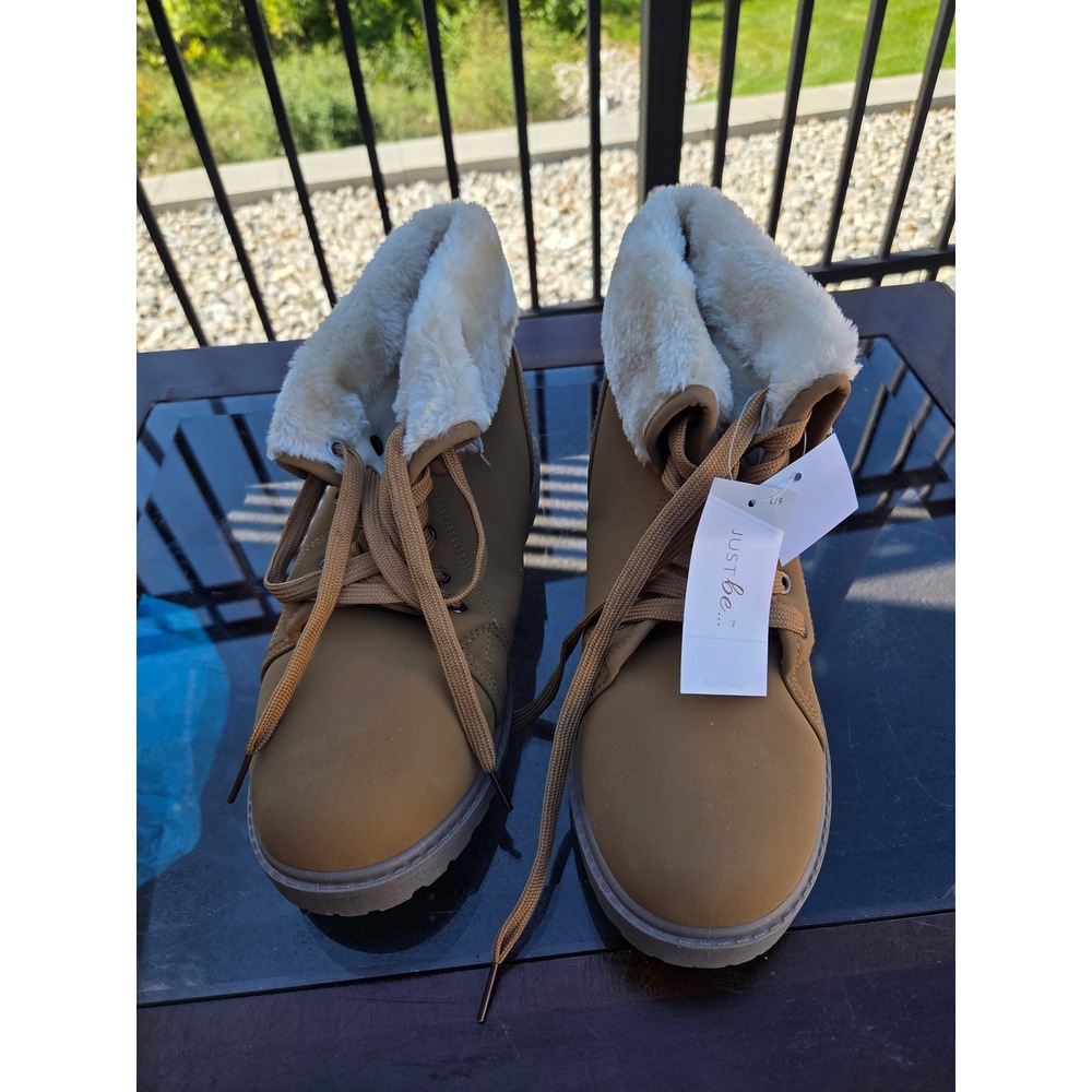 Just Be Tan Faux Fur Trim Lace Up Ankle Boots Size 10 Lug Sole Camel L19